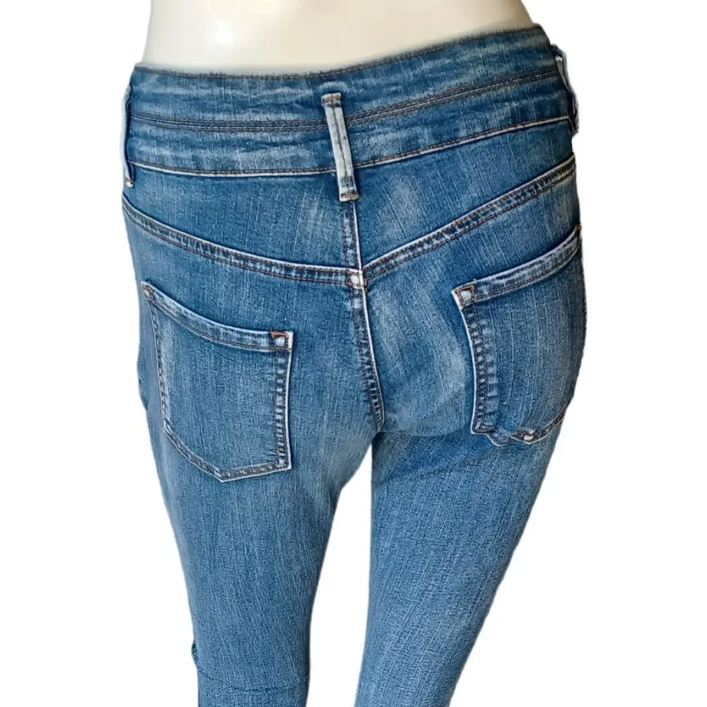 669844.....Chiole Skinny Jeans Size 3, W24